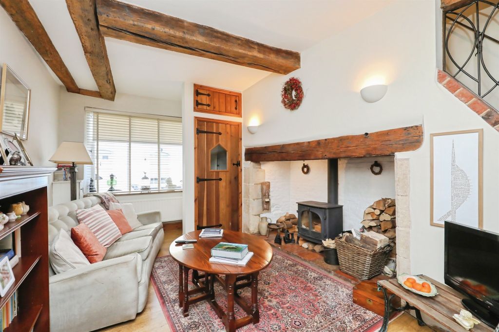Property photo 2 of 17