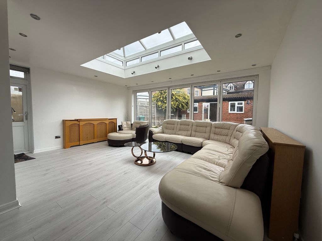 Property photo 2 of 19 Living Room