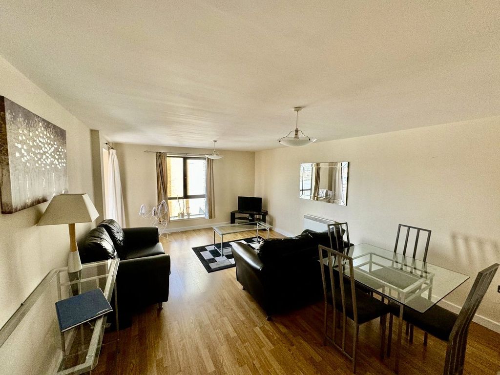 Property photo 3 of 8 Picture No. 07