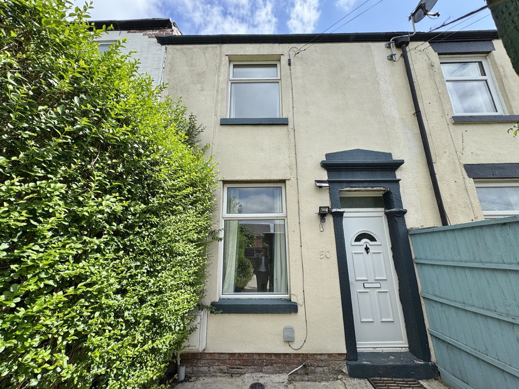 Property photo 2 of 14