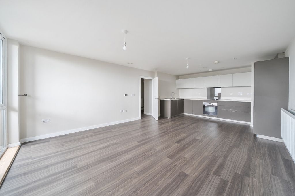 Property photo 1 of 12 1525691-4-6Aba88B...