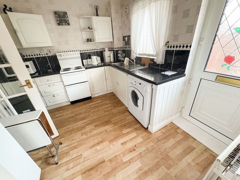 Property photo 2 of 9 Photo 7