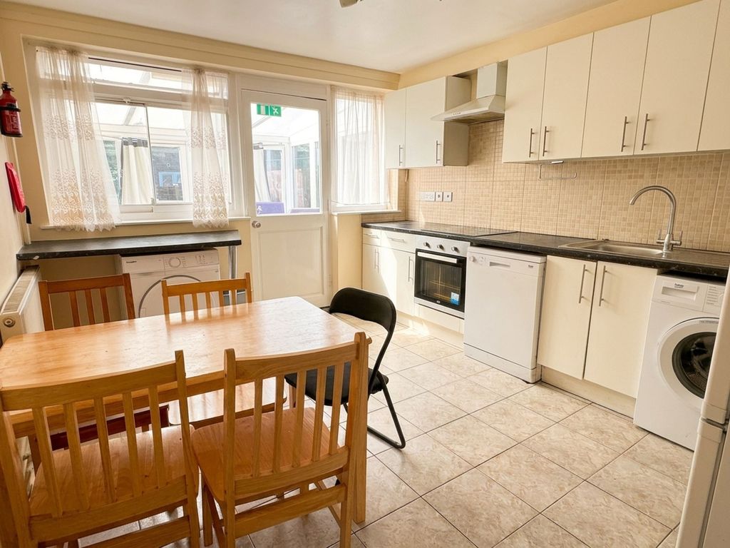 Property photo 1 of 12 Kitchen
