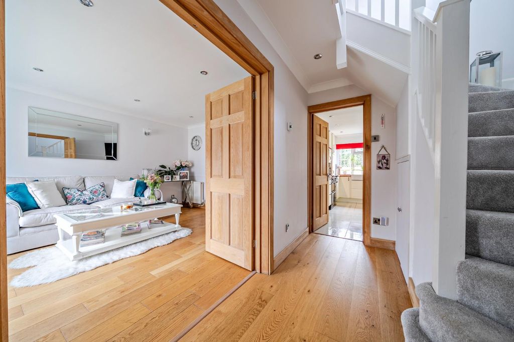 Property photo 3 of 21 1436814-12-69Cbb455d2c21.Jpg