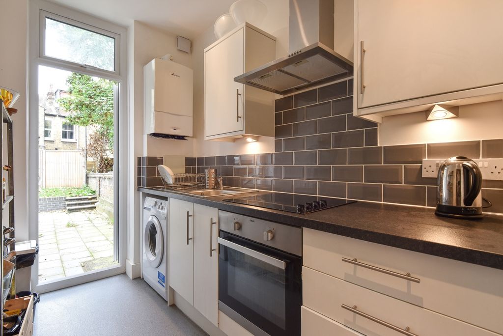 Property photo 2 of 7 223746 (2)
