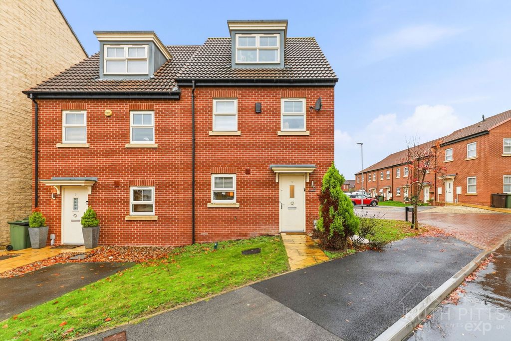 Property photo 1 of 27