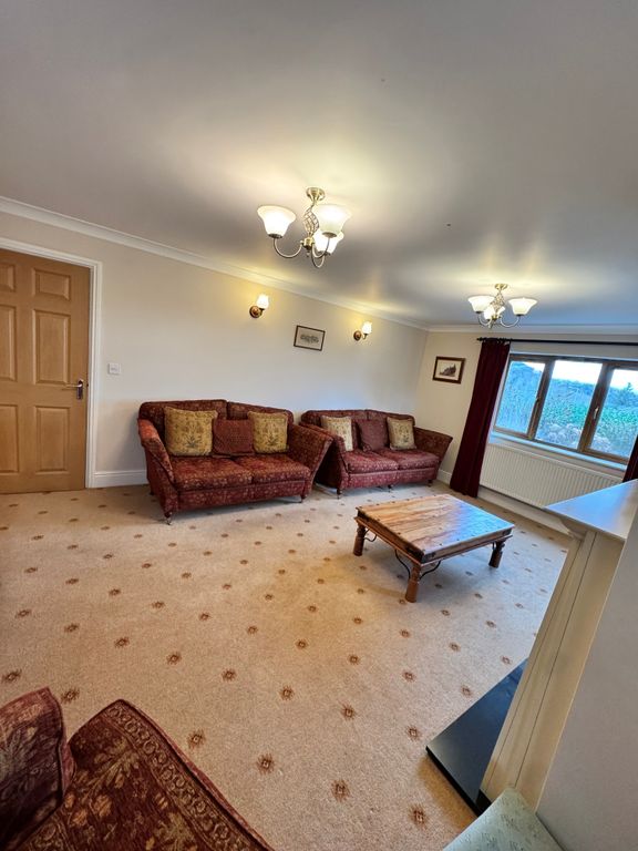 Property photo 3 of 21