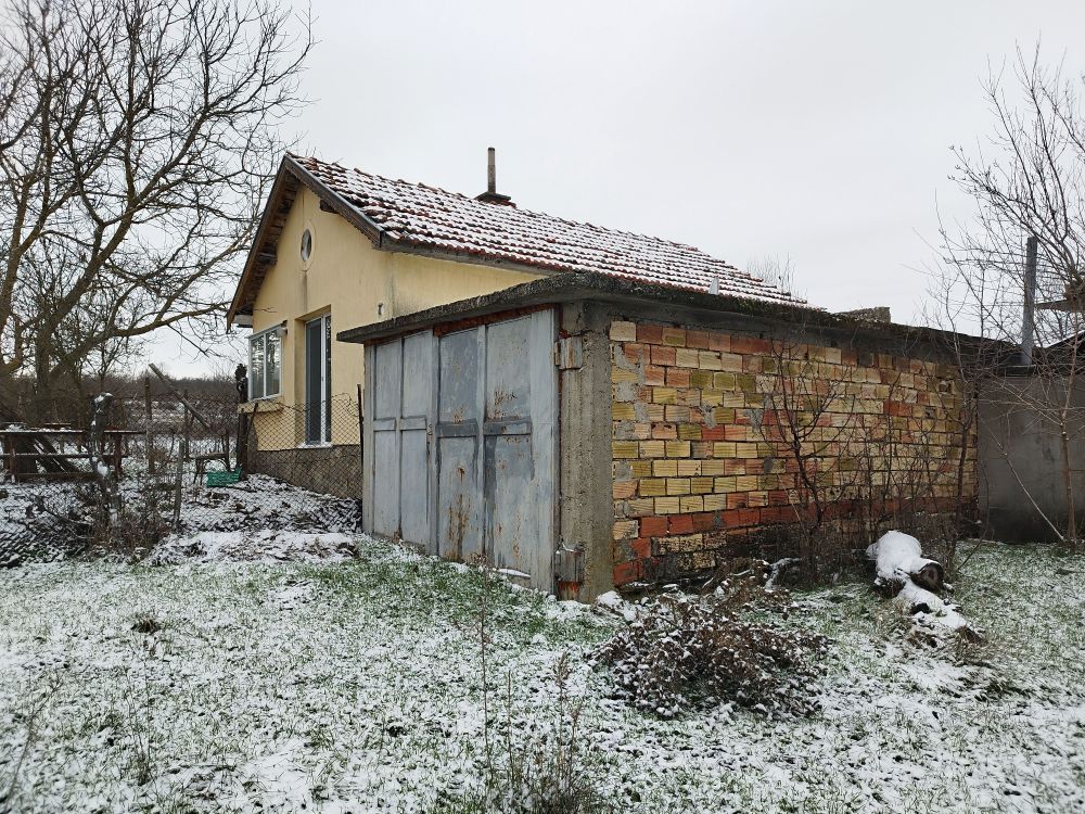 Property photo 2 of 5