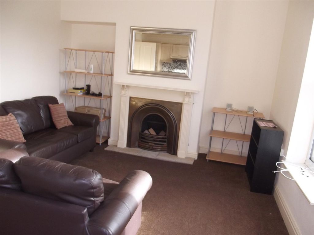 Property photo 3 of 3