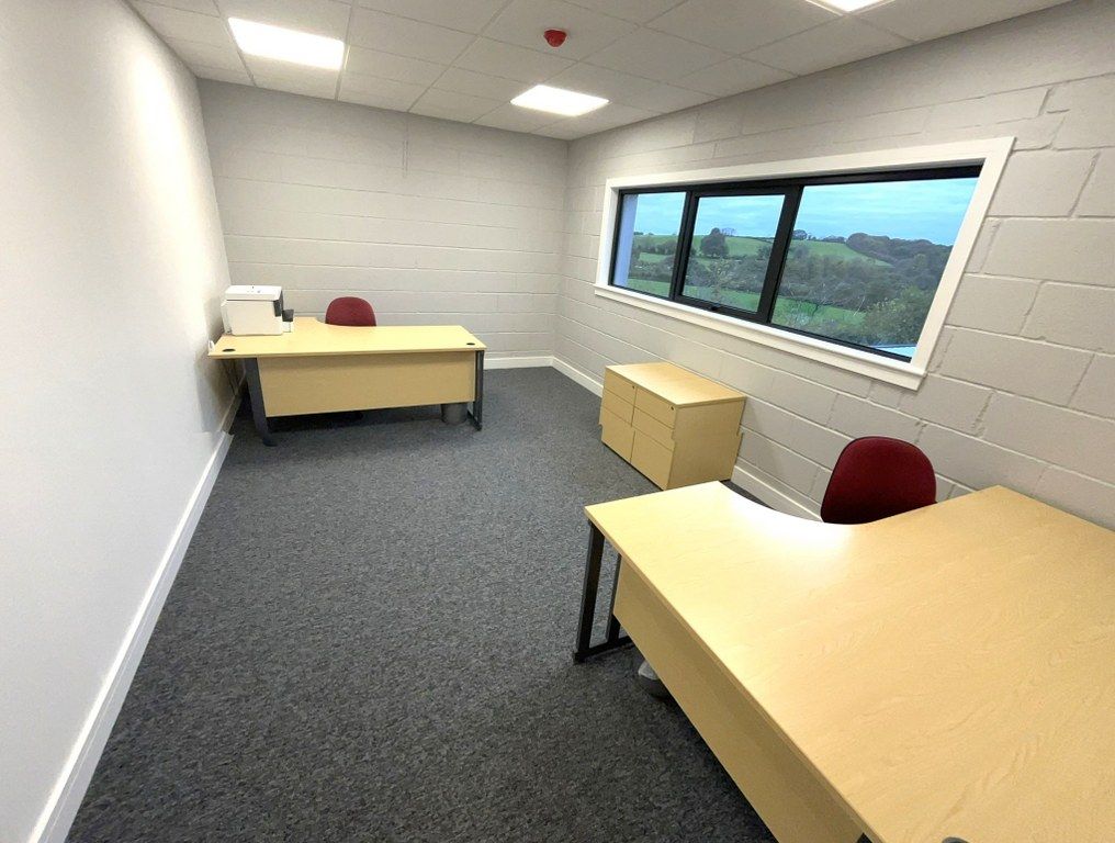 Property photo 1 of 2 Office Space