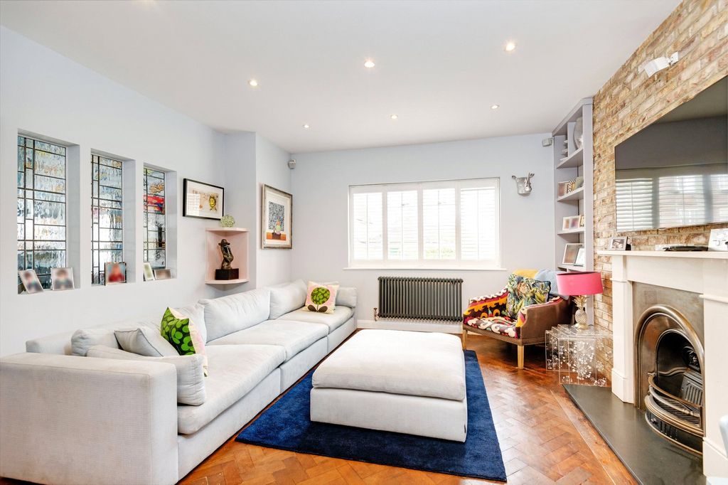 Property photo 2 of 10 Picture No. 01