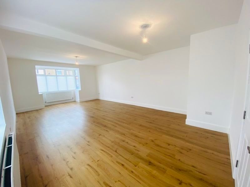 Property photo 2 of 19 Lounge Dining Room