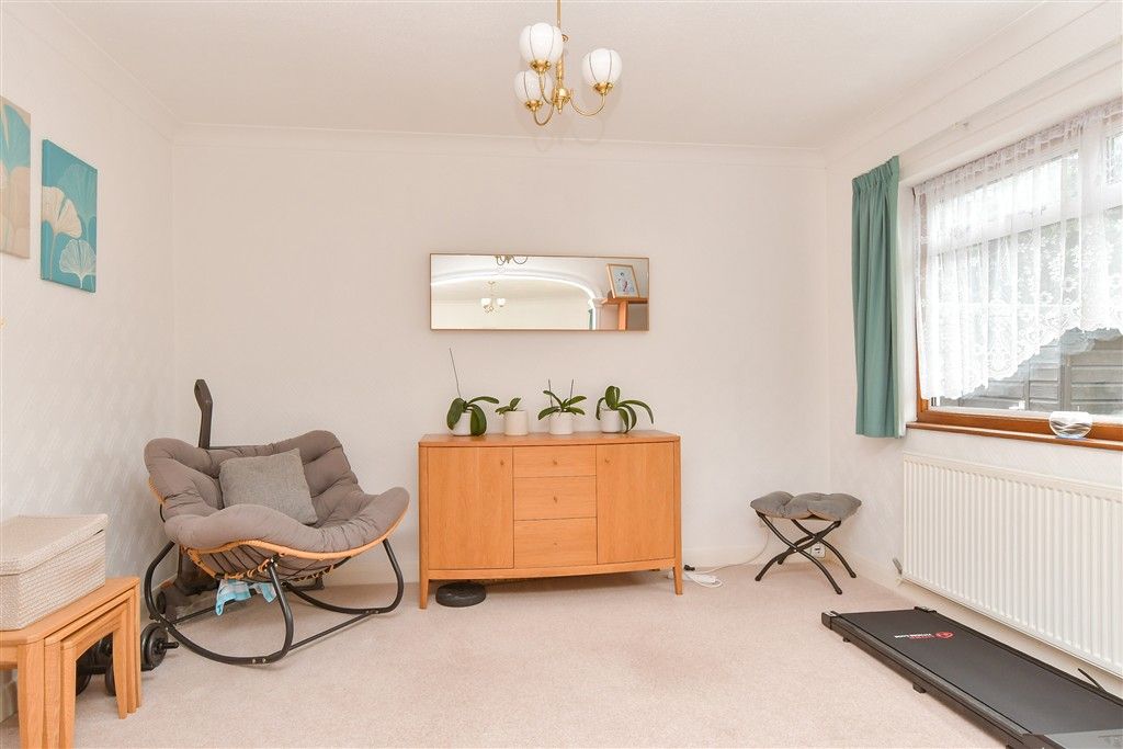 Property photo 3 of 18 Dining Area