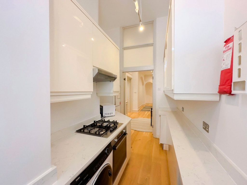 Property photo 2 of 10 Picture No. 03