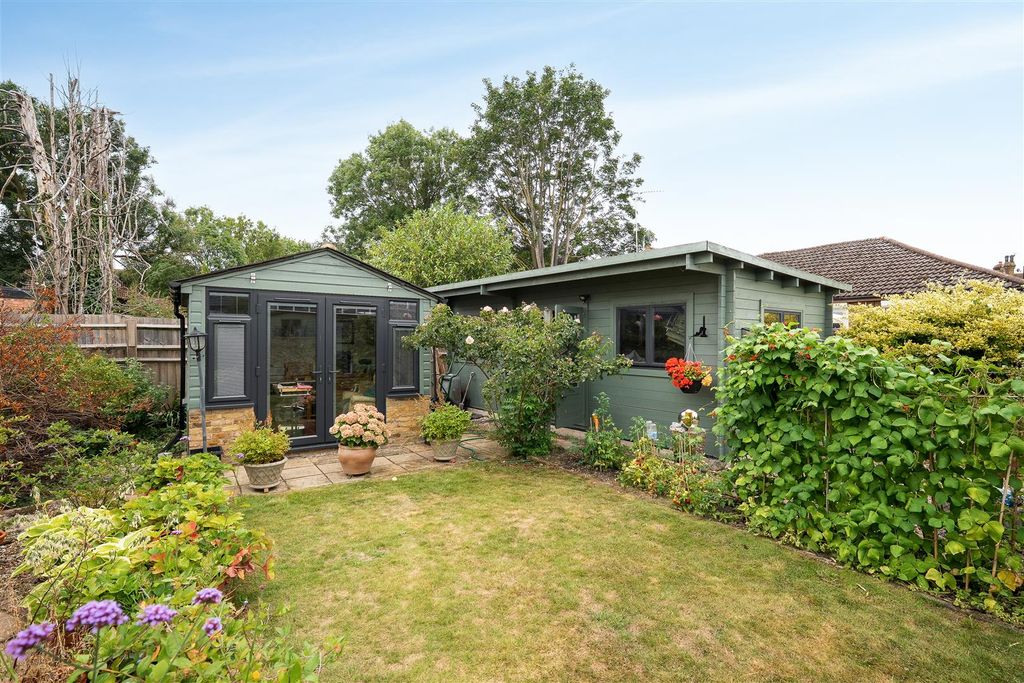 Property photo 2 of 20 Garden Office + Stor
