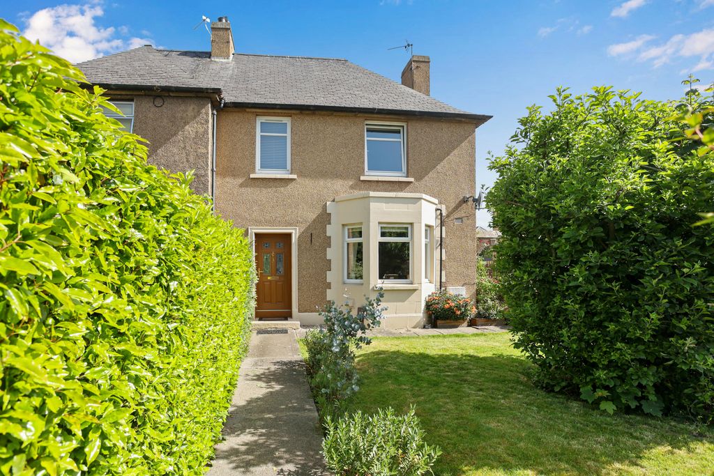 Property photo 1 of 15 Property Image 2