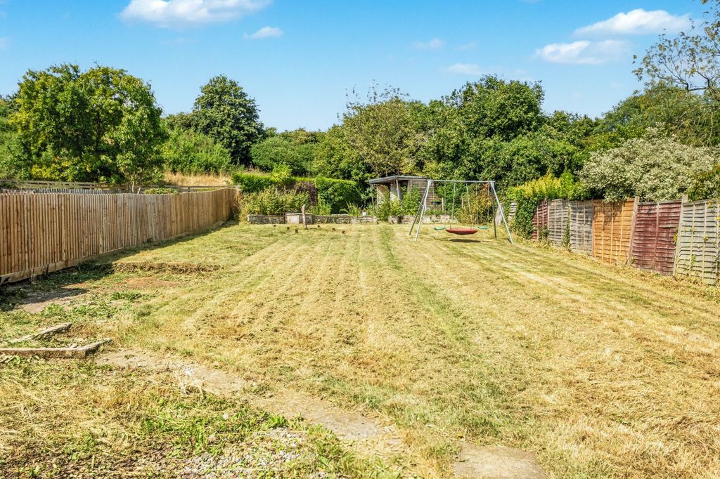 Property photo 3 of 23 3 Landseer, North Cheriton, Templecombe, Somerset, Ba8 0As