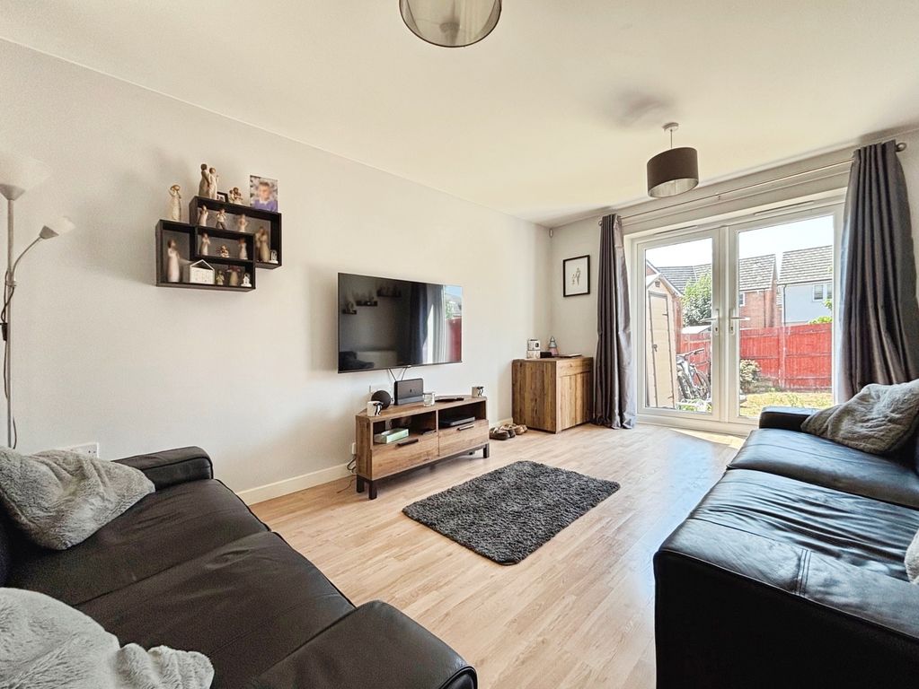 Property photo 2 of 16 Pbox-Img.Jpg