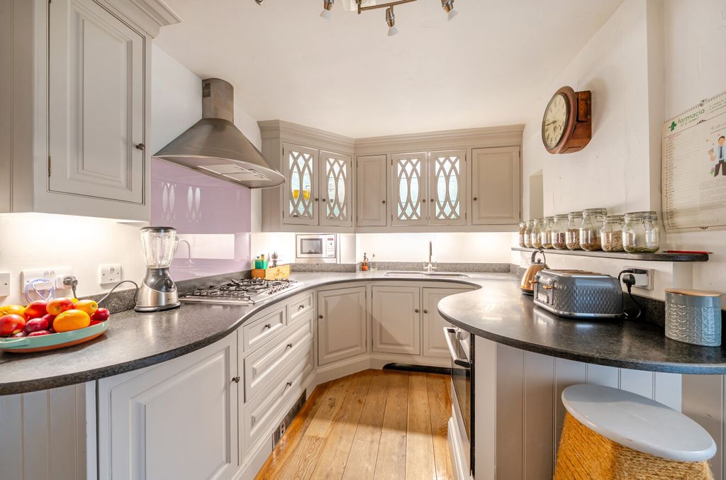 Property photo 2 of 15 1423468-14-69Ab15...