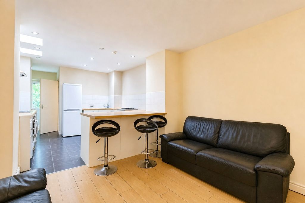 Property photo 1 of 15 Picture No. 10