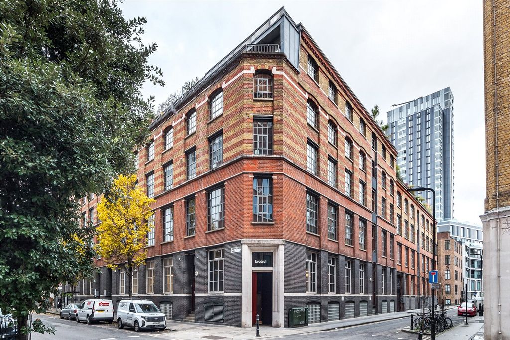 Property photo 3 of 23 Picture No. 37