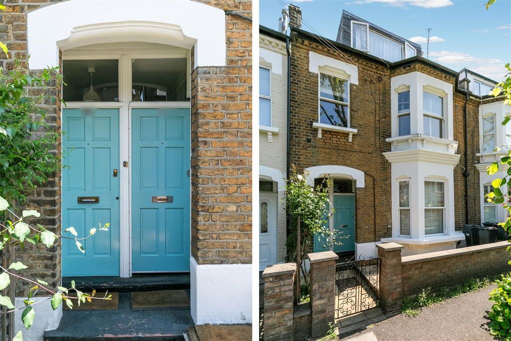 Property photo 1 of 11 Upham Park Road, W4 - For Sale