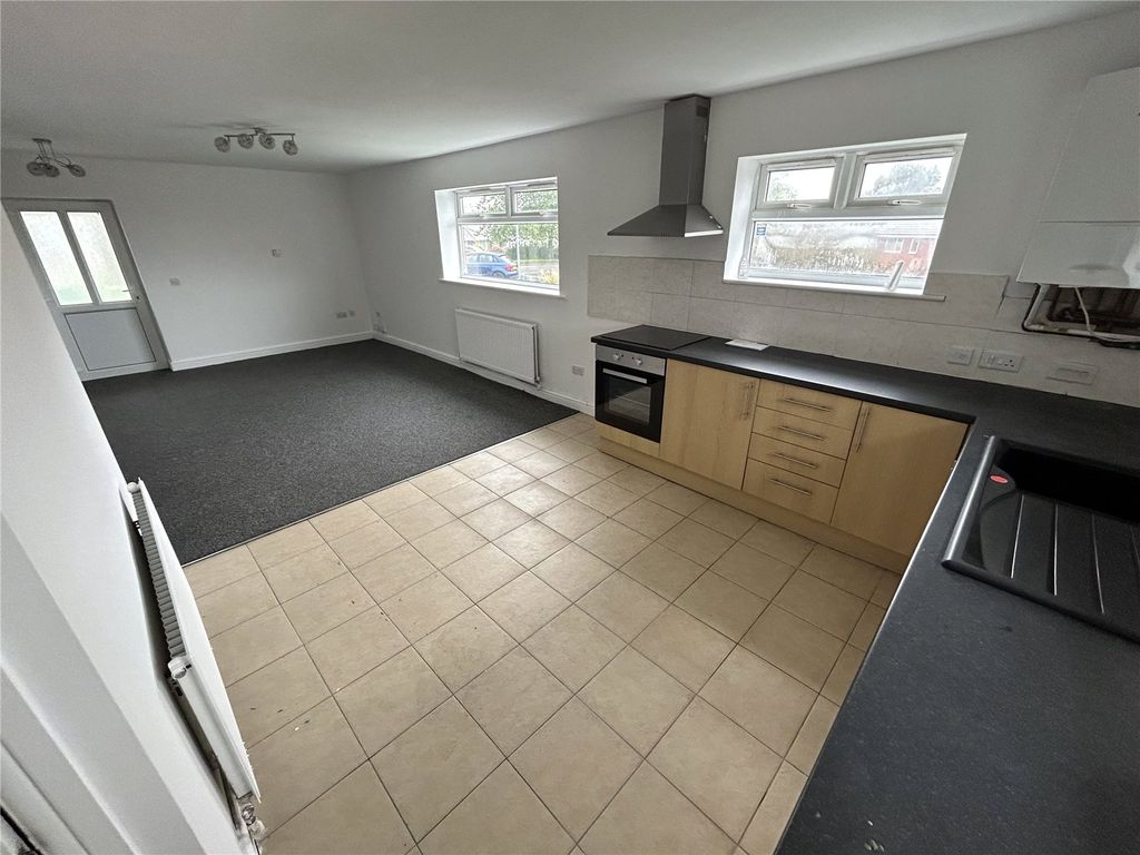 Property photo 3 of 10 Picture No. 16
