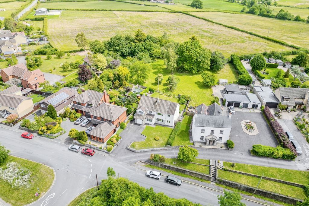 Property photo 2 of 34 Drone