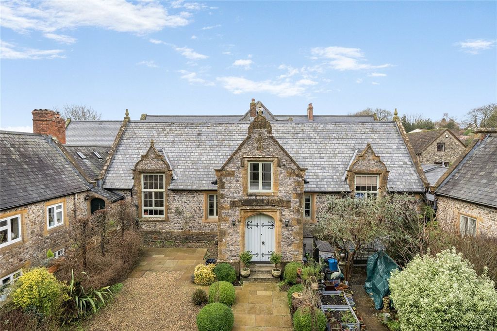 Property photo 1 of 29 Picture No. 02