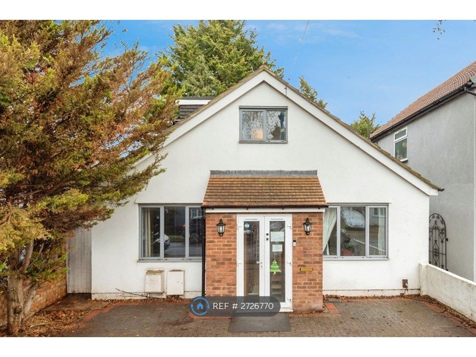 Property photo 2 of 23