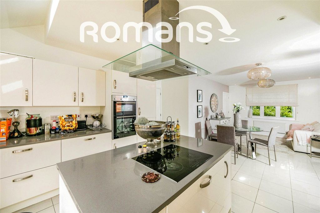 Property photo 2 of 10 Ac4A4086