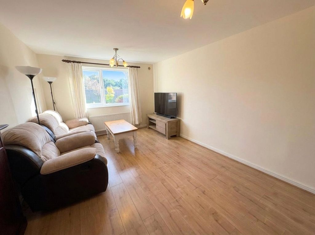 Property photo 2 of 7 Picture No. 07