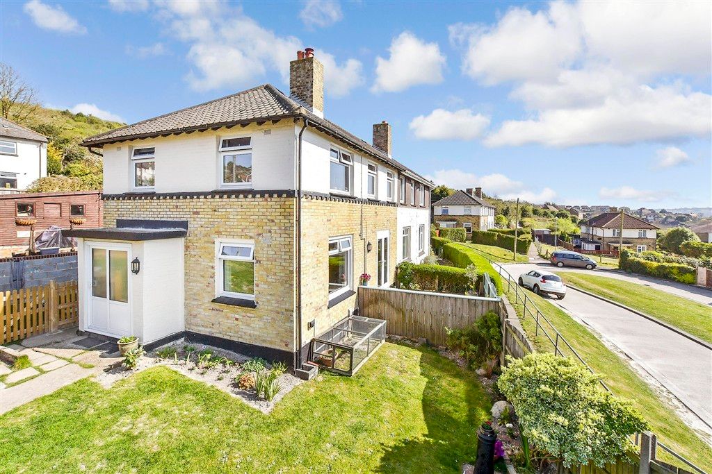 Property photo 1 of 13 External Front Web...