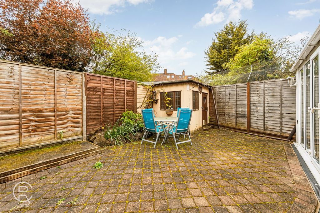 Property photo 3 of 15