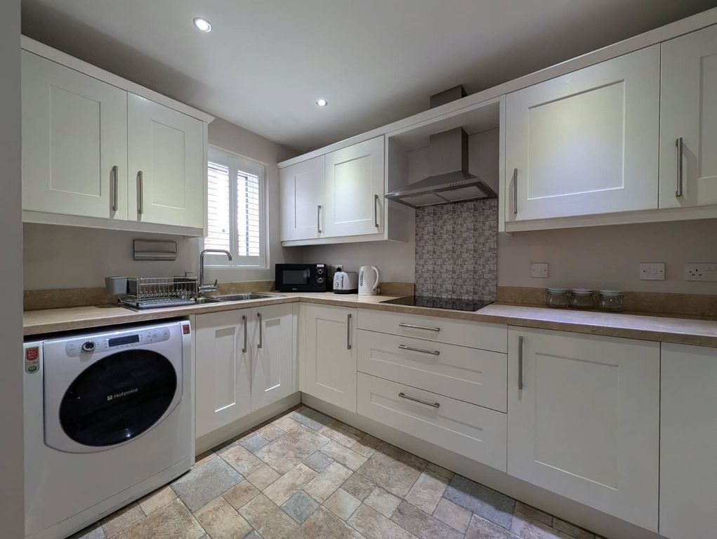 Property photo 2 of 8 Picture No. 04