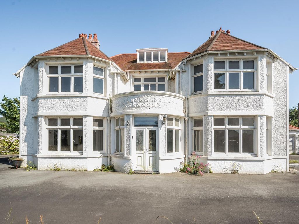 Property photo 1 of 11 5671037-1.Jpg