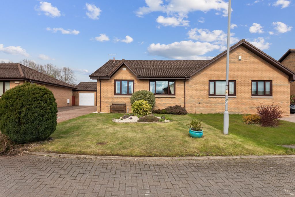 Property photo 1 of 28 Primary Property Image