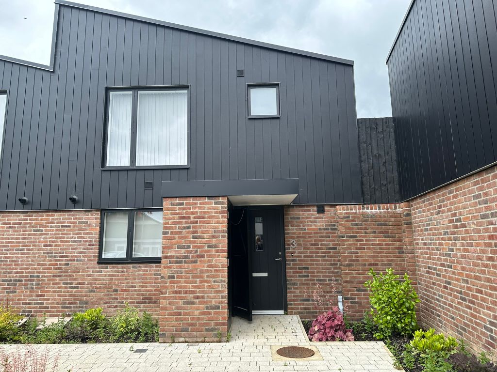 Property photo 2 of 12 Img_1183