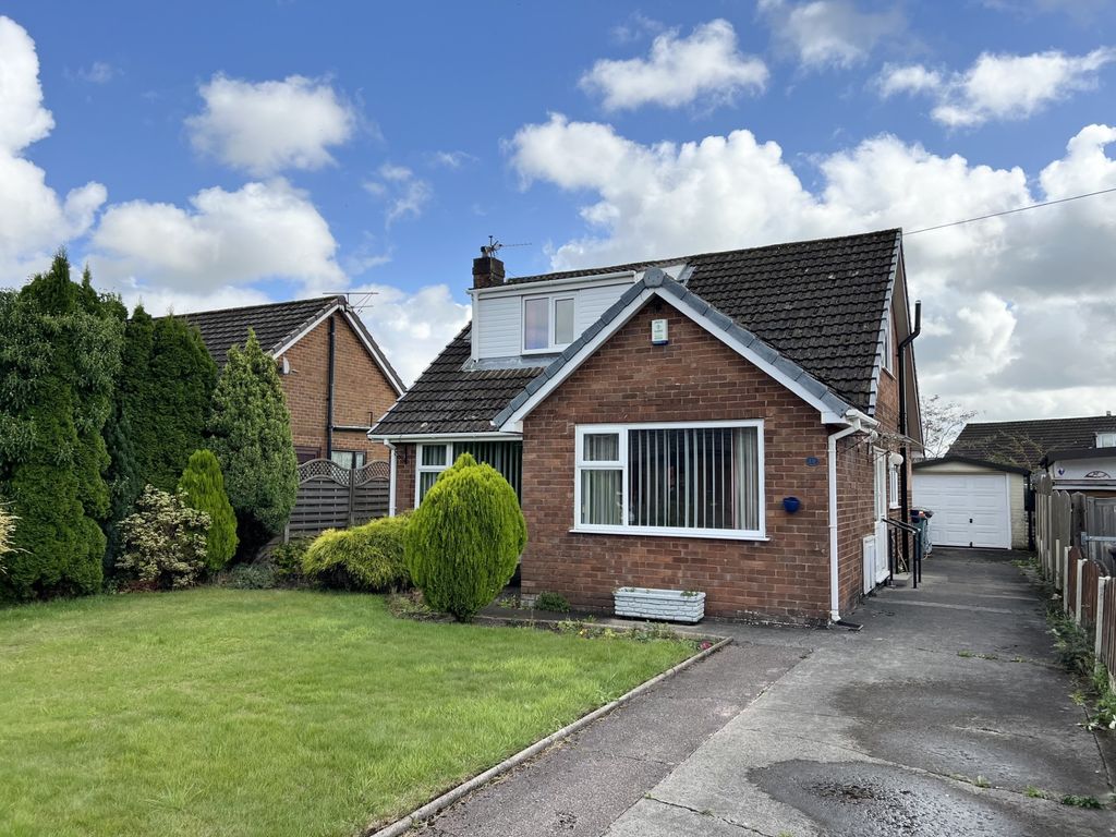 Property photo 1 of 18
