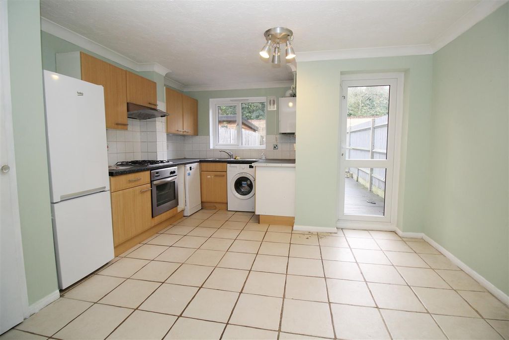 Property photo 3 of 6 Kitchen.Jpg