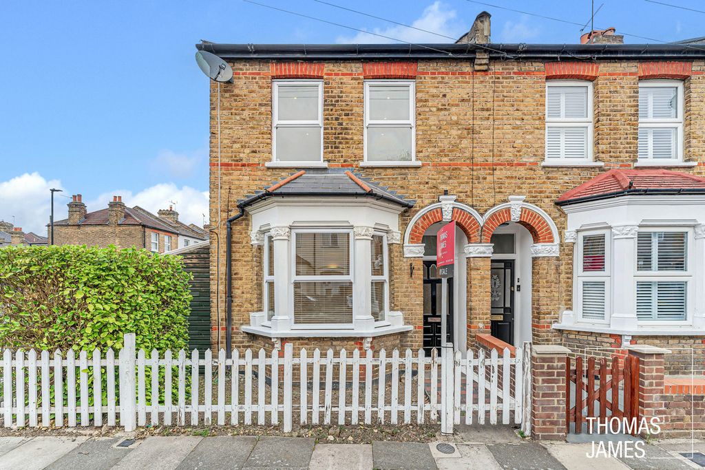 Property photo 1 of 16