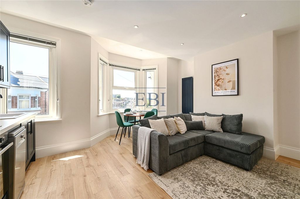 Property photo 1 of 28 Picture No. 69