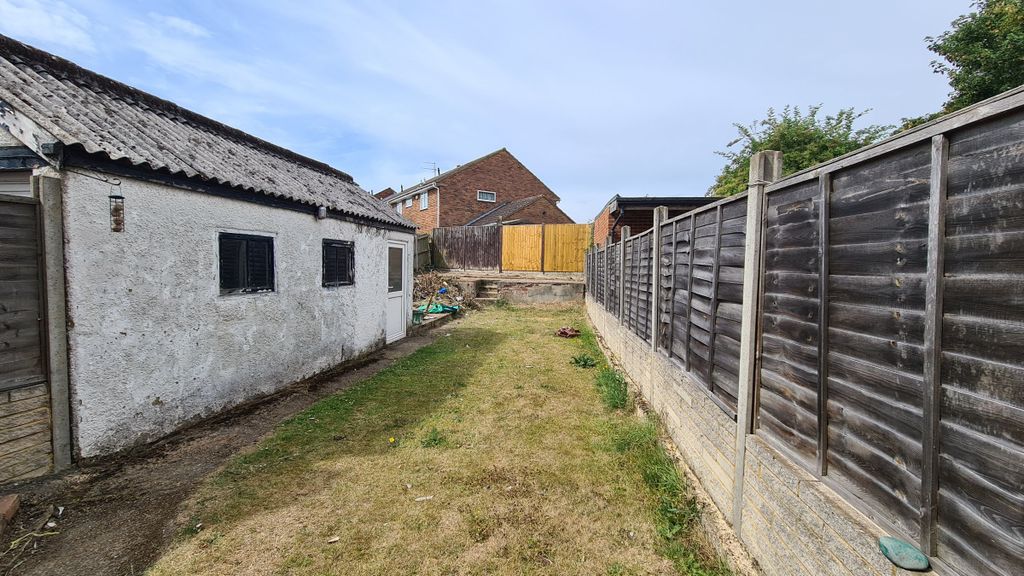 Property photo 3 of 5