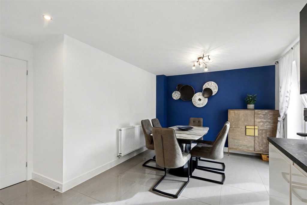 Property photo 3 of 26 Kitchen Diner_2.Jpeg