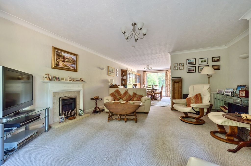 Property photo 2 of 20 1314901-20-685c20...