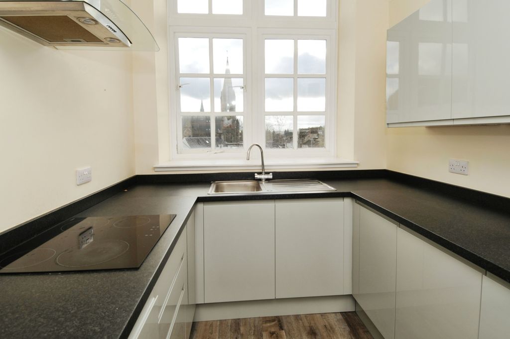 Property photo 2 of 16 Photography