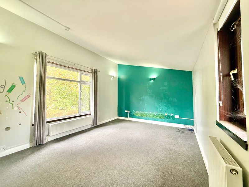 Property photo 2 of 9 Photo 7