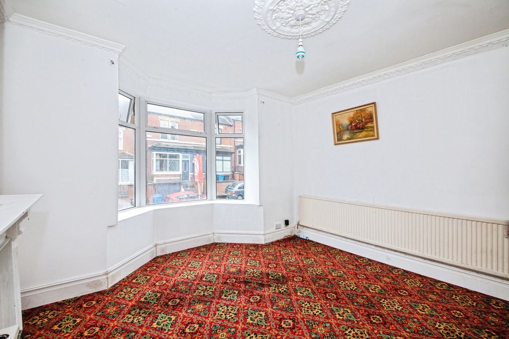 Property photo 3 of 16 Pbox-Img.Jpg