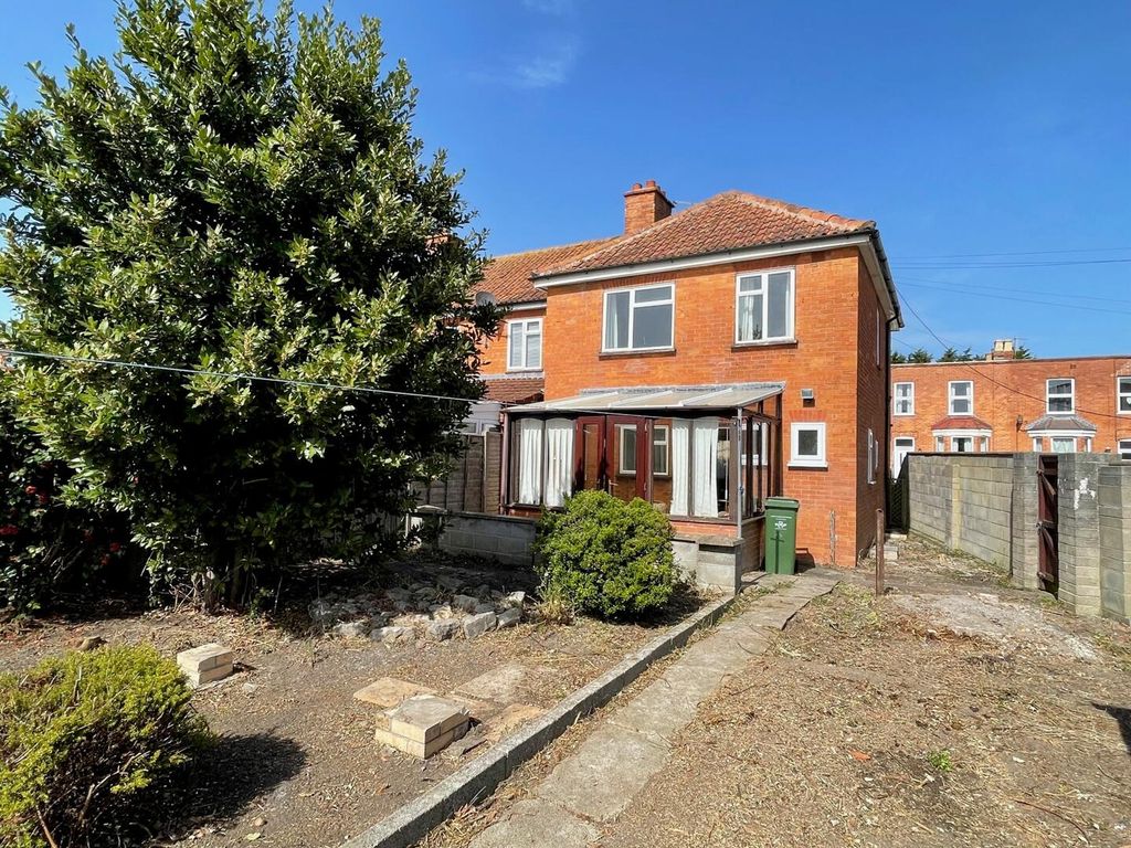 Property photo 3 of 19 Rear Garden