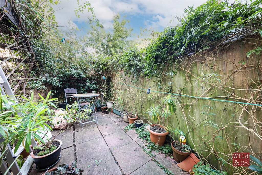 Property photo 3 of 20 009.Jpg